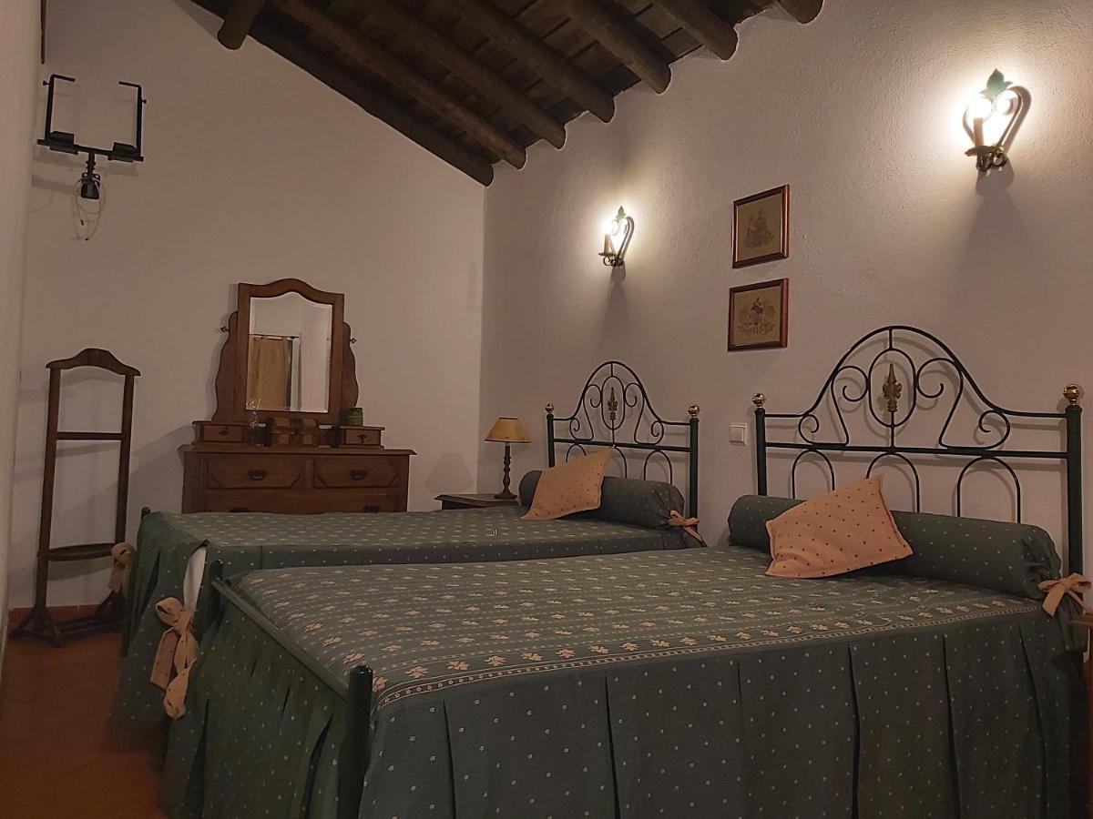 Casa Da Avo Velhinha Villa Telheiro ภายนอก รูปภาพ