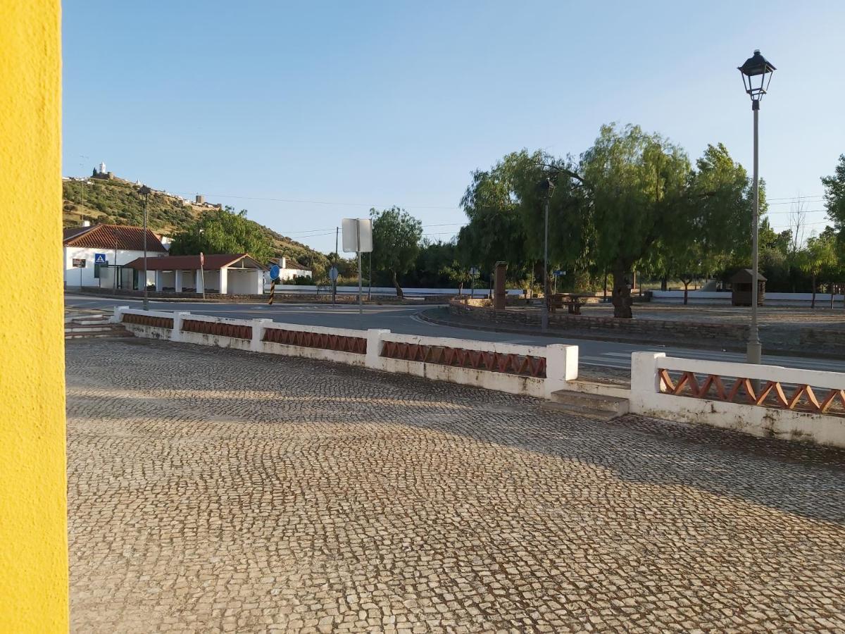 Casa Da Avo Velhinha Villa Telheiro ภายนอก รูปภาพ